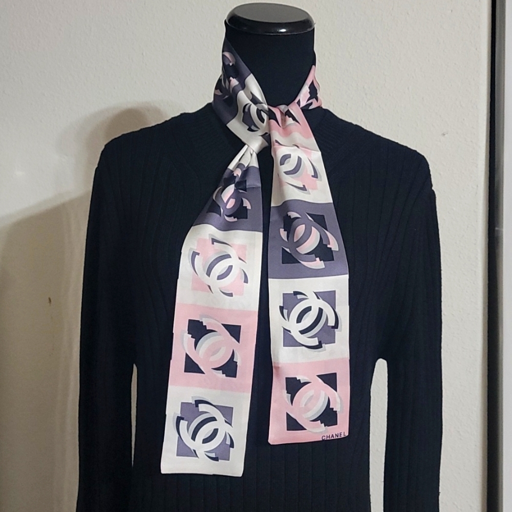 🌟LAST ONE  DELUXE FASHION TWILLY  NWOT 🌟